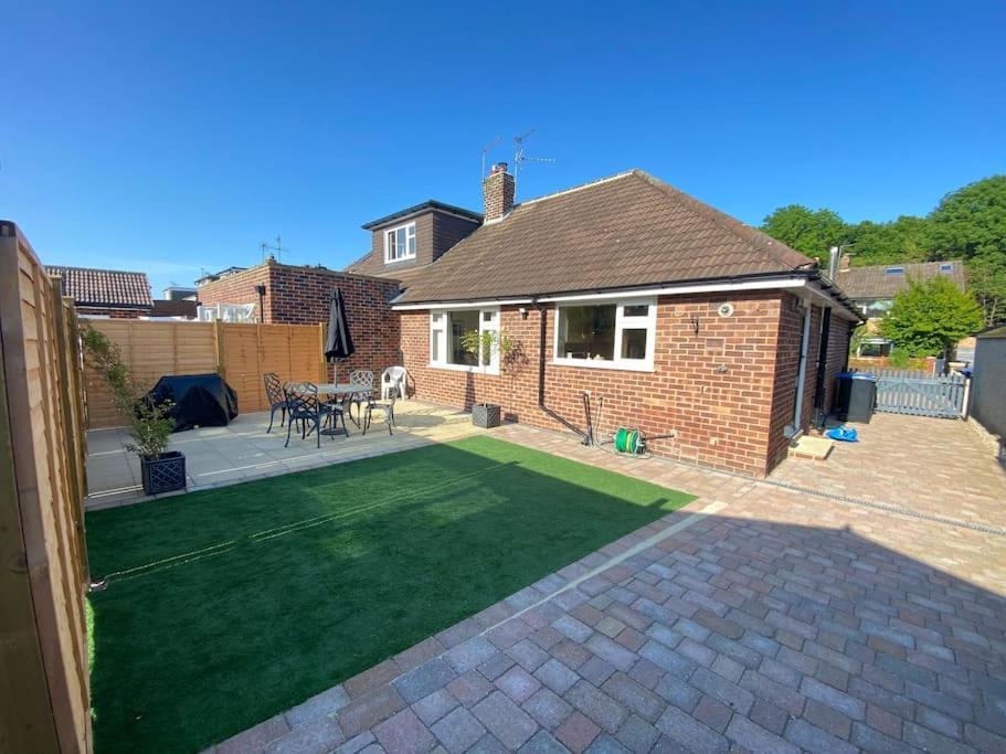 Home In Harrogate Exterior foto